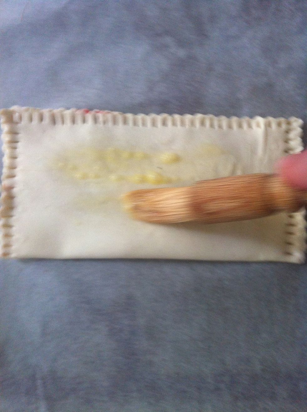 Brush with eggs