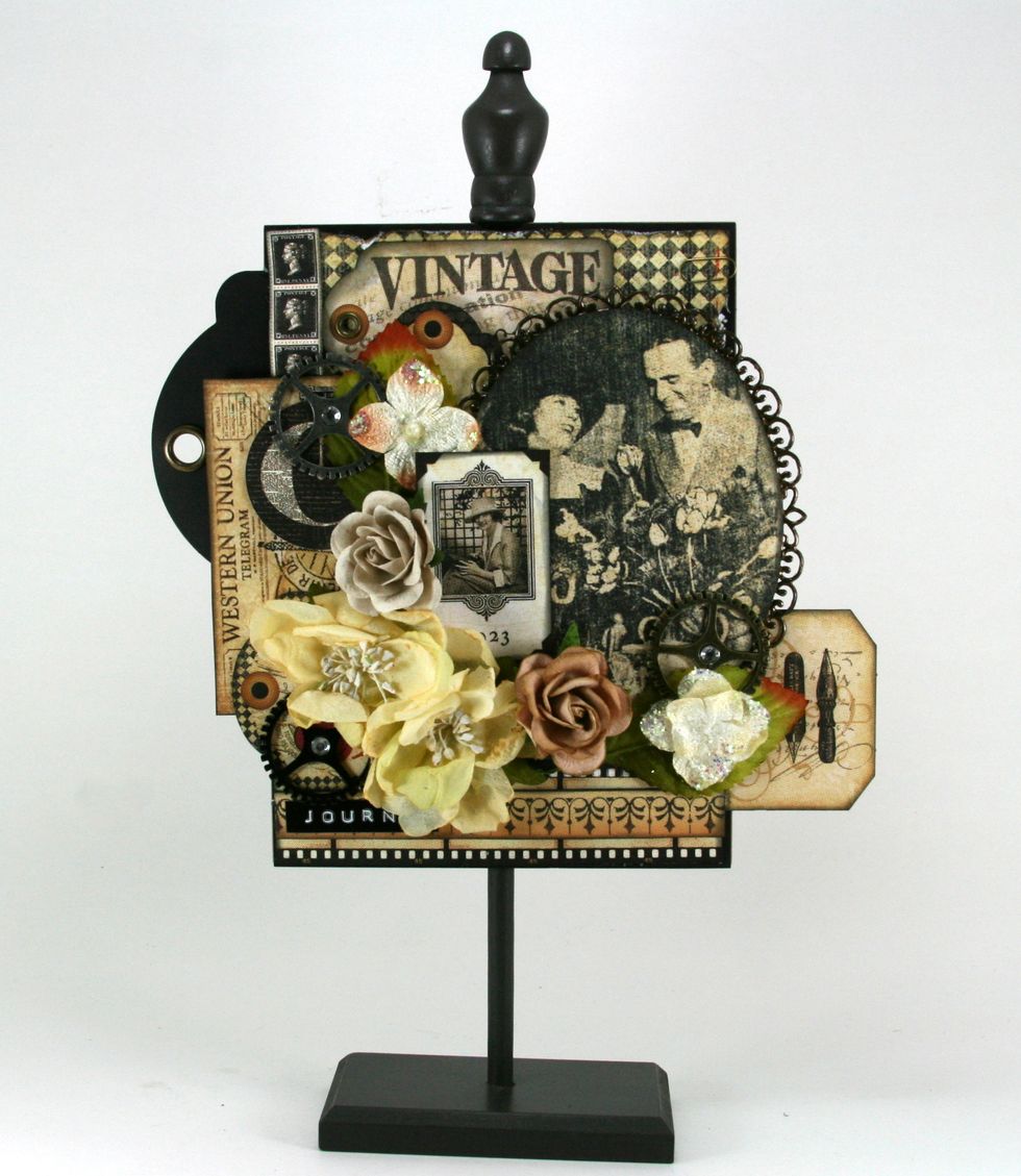 Build up with light mocha colored Wild Orchid Roses.