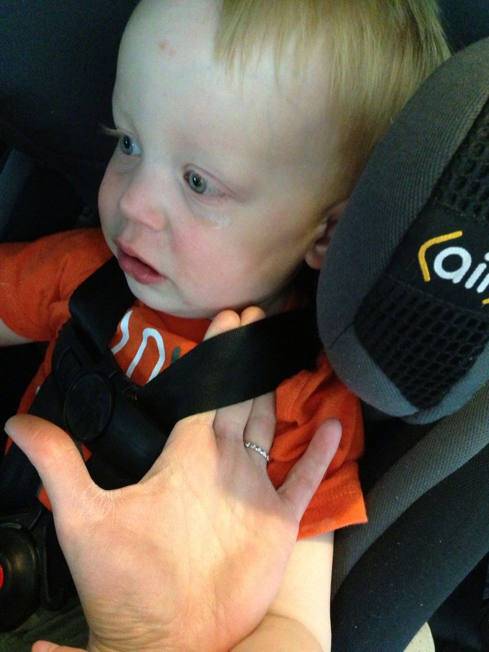 But when the slack from the lap portion of the harness is pulled tight, look at all the slack that remains! These are the steps to take to ensure a tight fit!