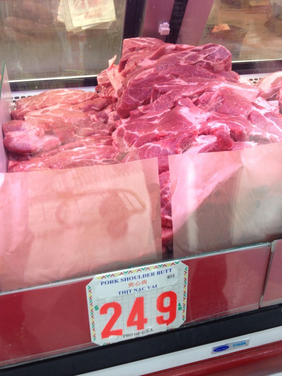 Buy pork butt and have them ground one time only. So that it is chuncky