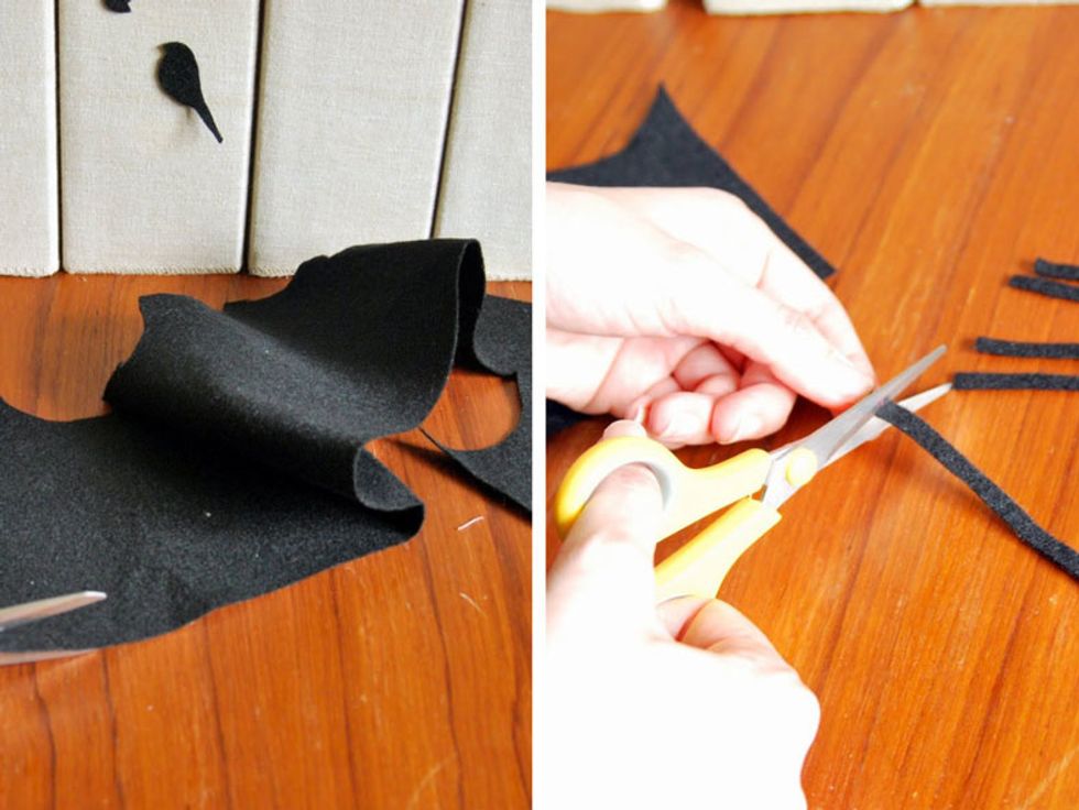 By width size of the boxes, cut a thin strip of felt. Then cut the bandwidth to 5 parts, by the width of the front of each box plus half inches for each side.