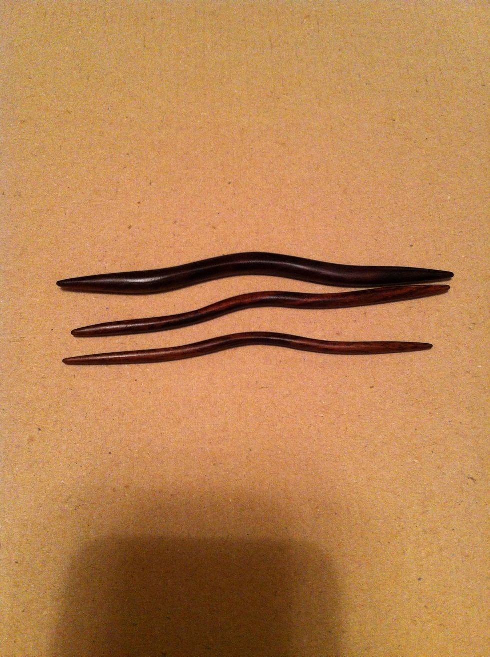 Cable needles (rosewood are so nice)