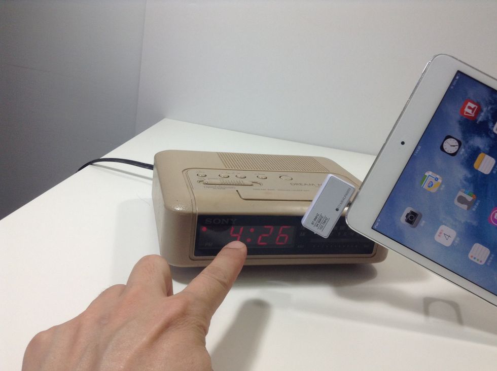 Carefully matches the alarm clock's radios dial for better reception and sound quality.