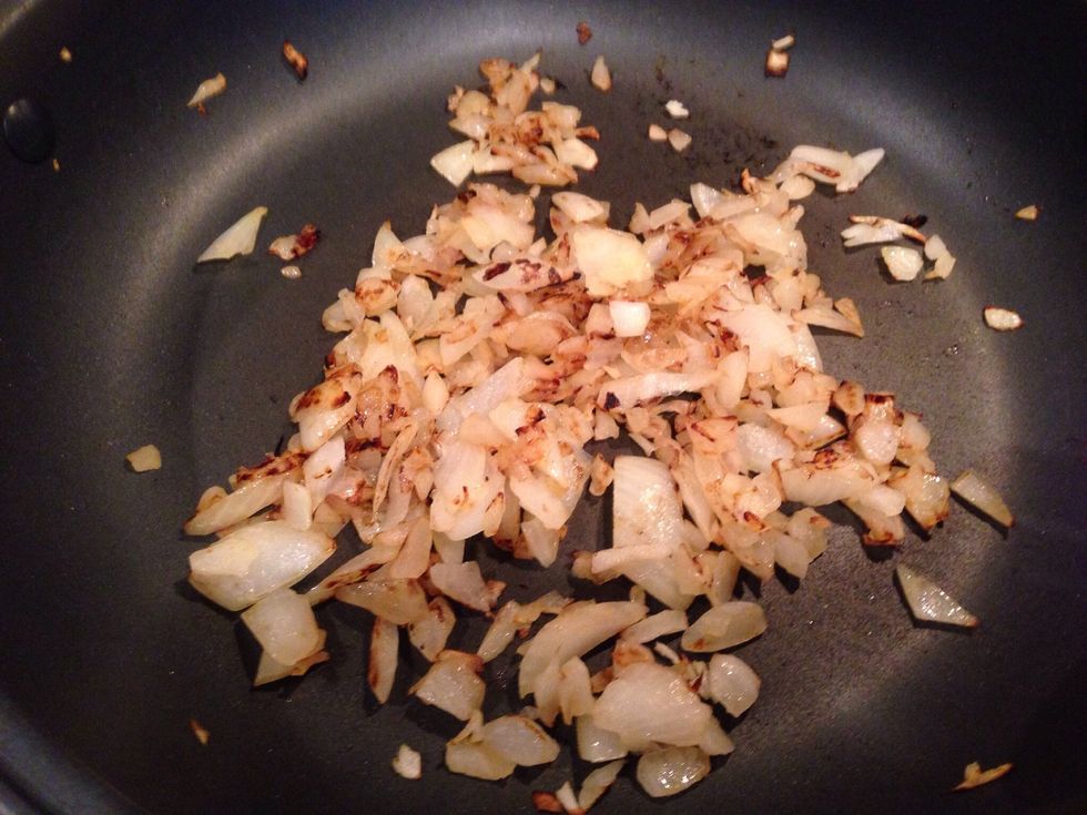 Carmelize 1 chopped medium size onion in skillet with 1 tbls olive oil.