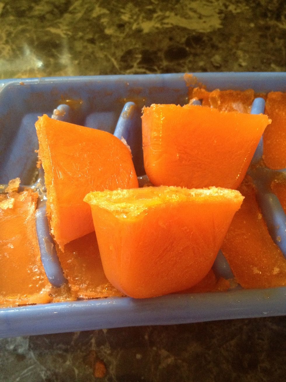 Carrot juice has very little nutritional loss when frozen and then unthawed.