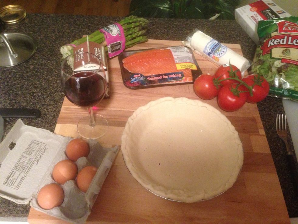 cast pie crust in a round oven pan. Use a fork to makes holes in the bottom. place aluminum foil upon pie crust with beans & bake at 200\u2022C 30min. Wine is facultative and stimulates the endeavour