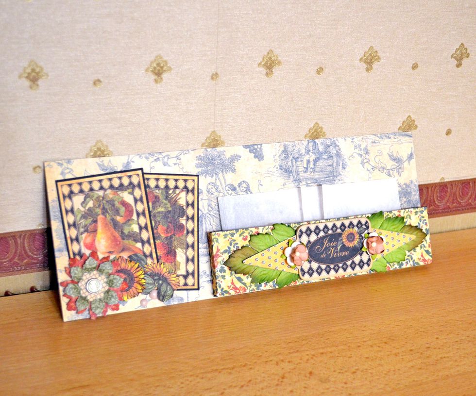Cell 6. Decorate it with diy cuts, flowers, leaves and chipboard