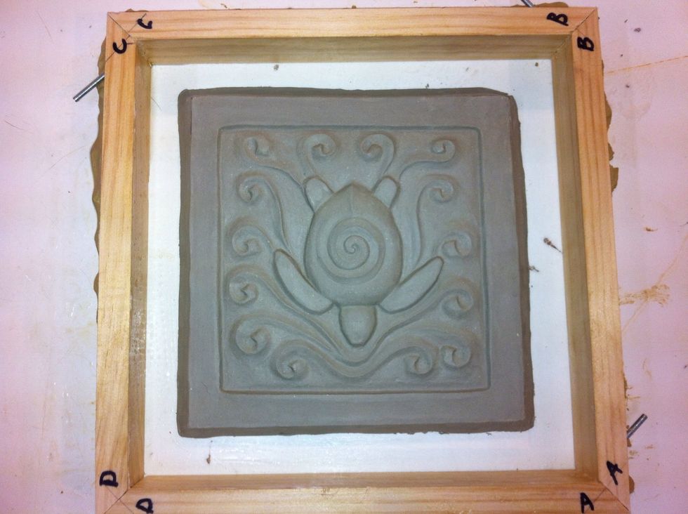 Center tile in frame