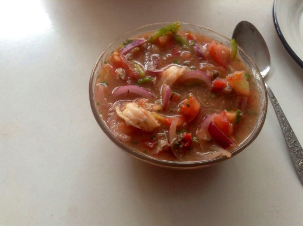 ceviche mixto ecuatoriano de camar\u00f3n y cangrejo al estilo FM
