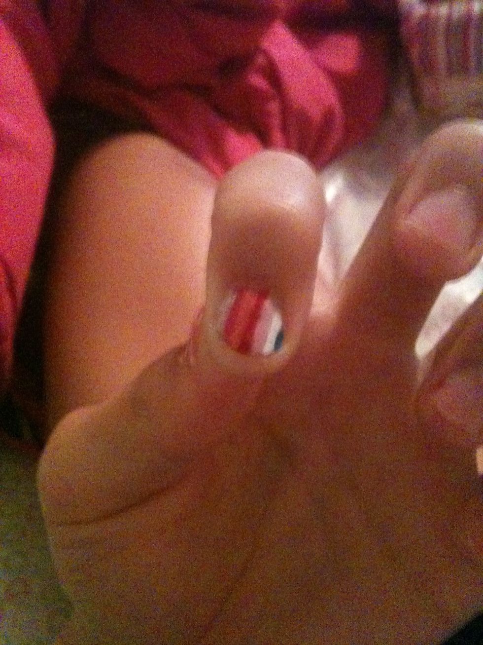 Changing the order of the colors make stripes for the pointer finger