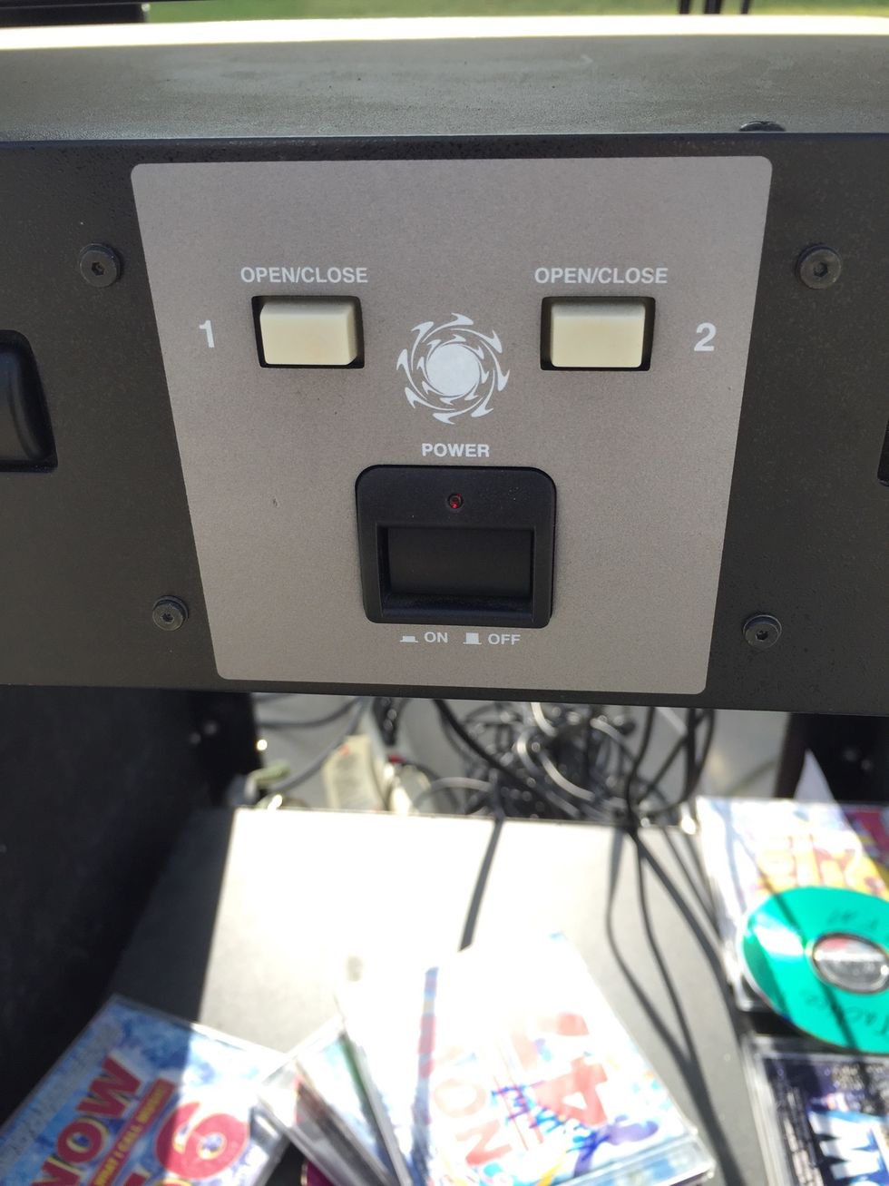 Check for a red light on the sound board.