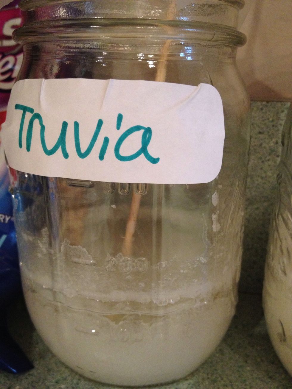 Chemical: Erythritol, stevia leaf extract, and natural flavors.