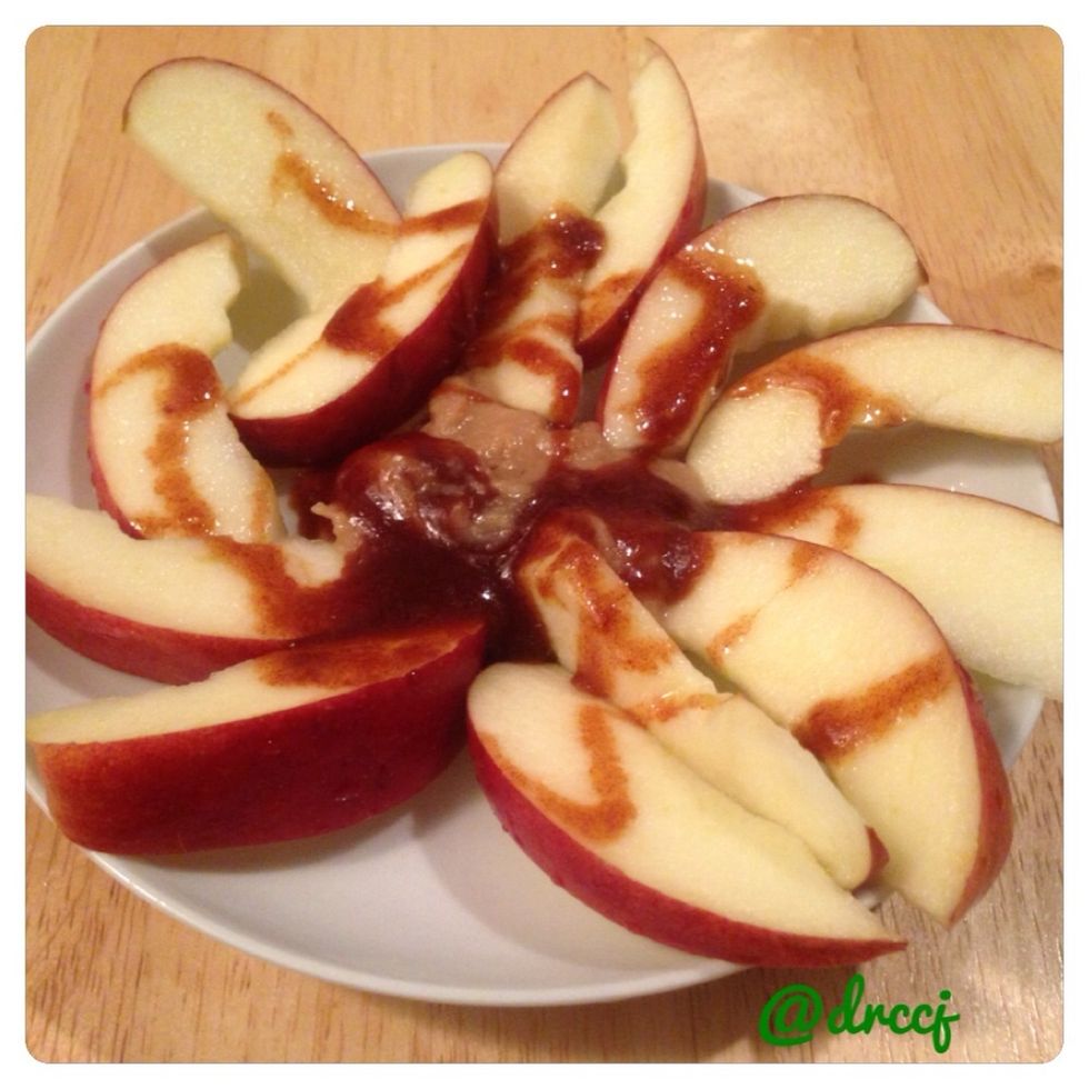 Chestnut butter with organic gala apples drizzled with my cinnamon sauce. Recipe for the sauce can be found in my "How to Make Chestnuts (2 Ways) & Dip" guide.