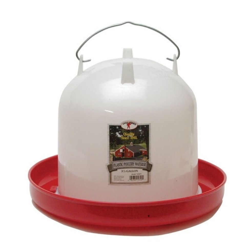 Chickens also need water. This is used to give water to the chickens. Here are some good examples of chicken water feeders