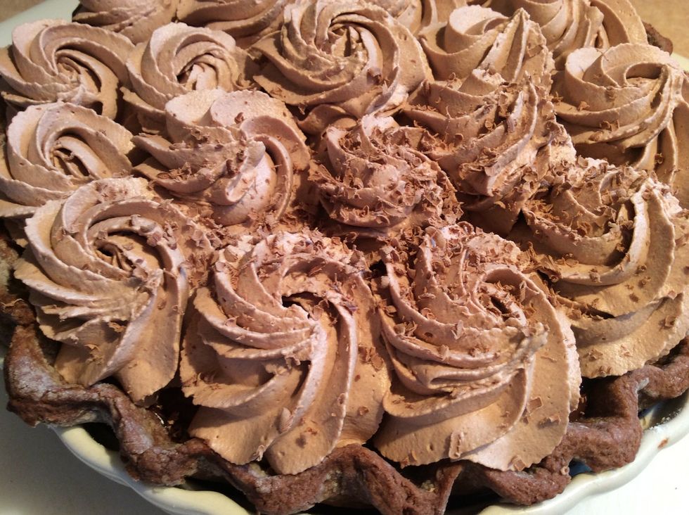 Chill again, about 30 minutes, just enough time to let the chocolate whipped cream to set up. Slice. Serve. Share!