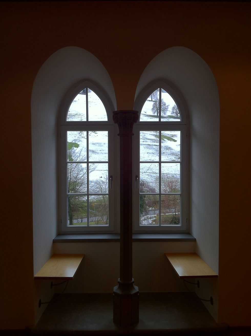 chill - in gothic style - to contemplate
