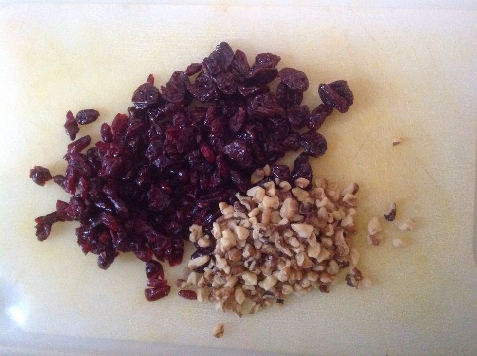 Choose a mix a dry fruit and nuts (I use dried cherry and cranberries and walnuts)