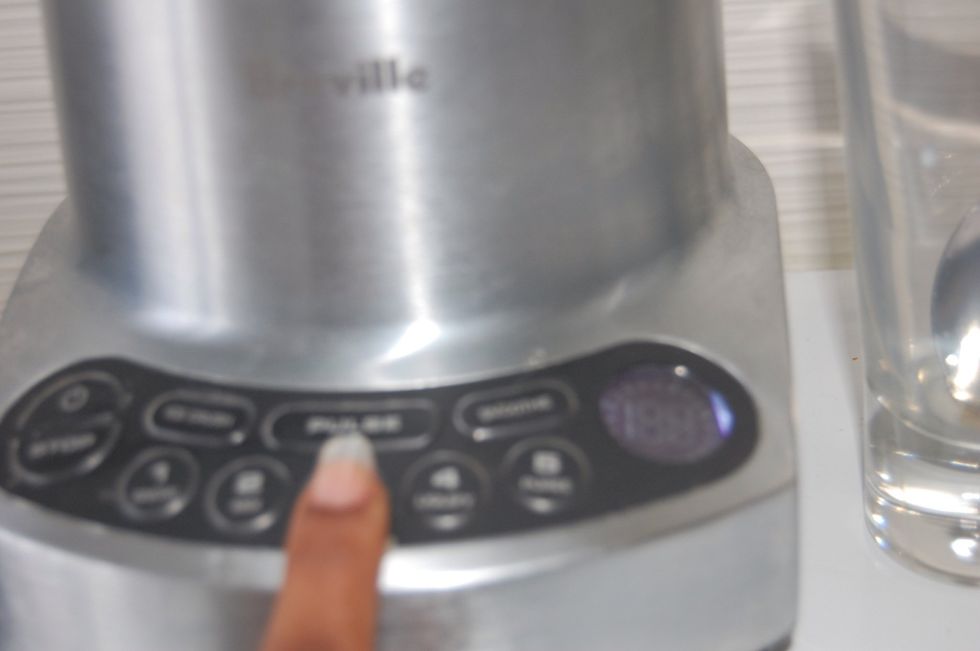 Choose the blend option on your blender and allow it to blend on high for 1 minute.