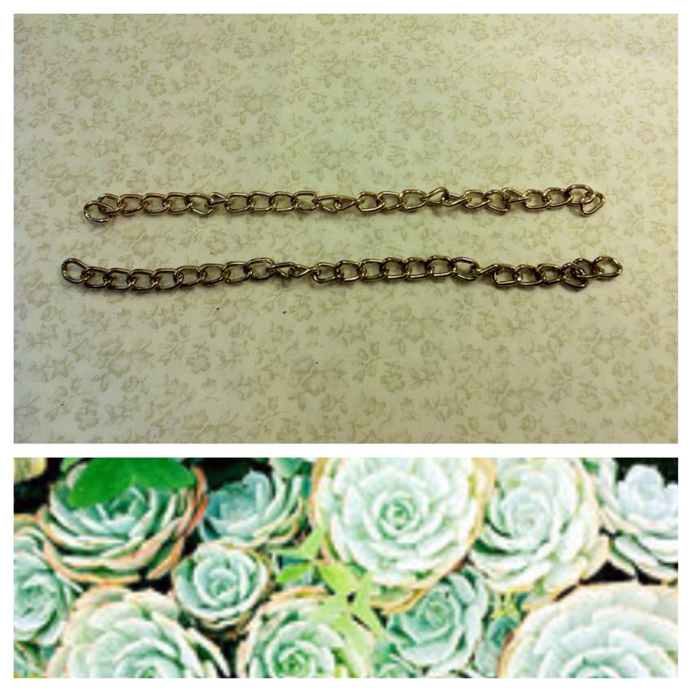 Choose the lenght of your chain. My chains are about 20cm each. This depends on the width of your neck and the lenght you want your necklace to be at the end.