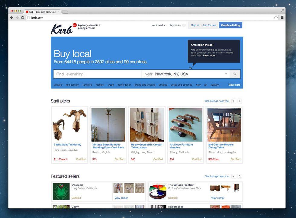 Choose the right selling platform. Sites such as Krrb and Furnishly promote local shopping, which helps eliminate expensive shipping fees that come along with large pieces of furniture.