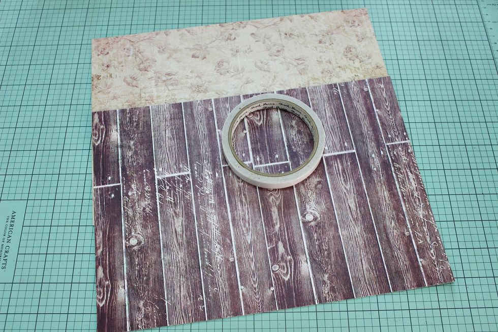 Choose two sheets of A4 pad and use double-sided tape to attach the sheets in size 12 x 12. How we tear the edge, glue only one edge of the paper.