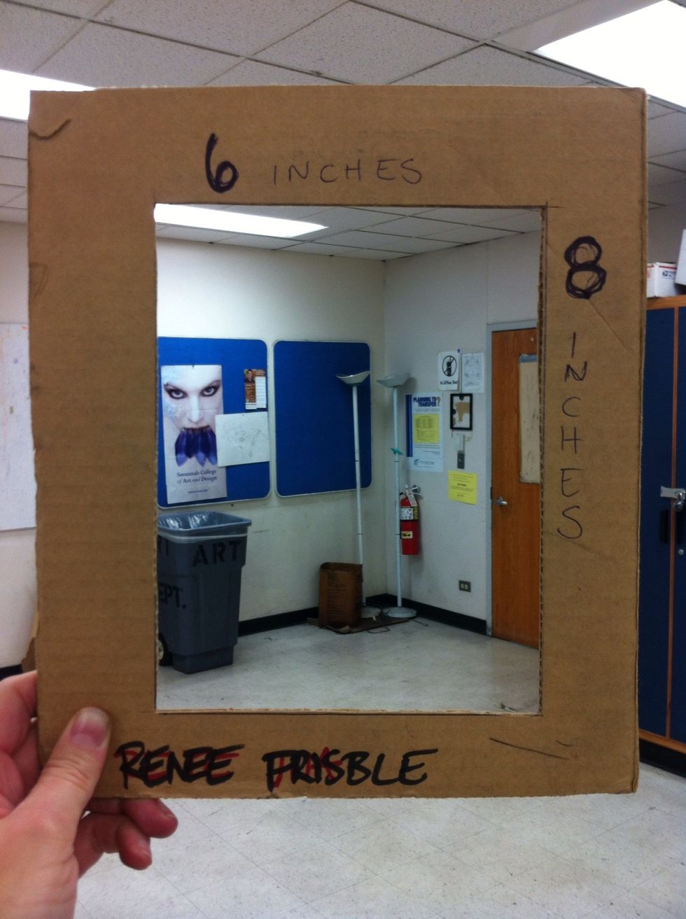 Choose what you want to draw with your viewfinder while standing at your easel.