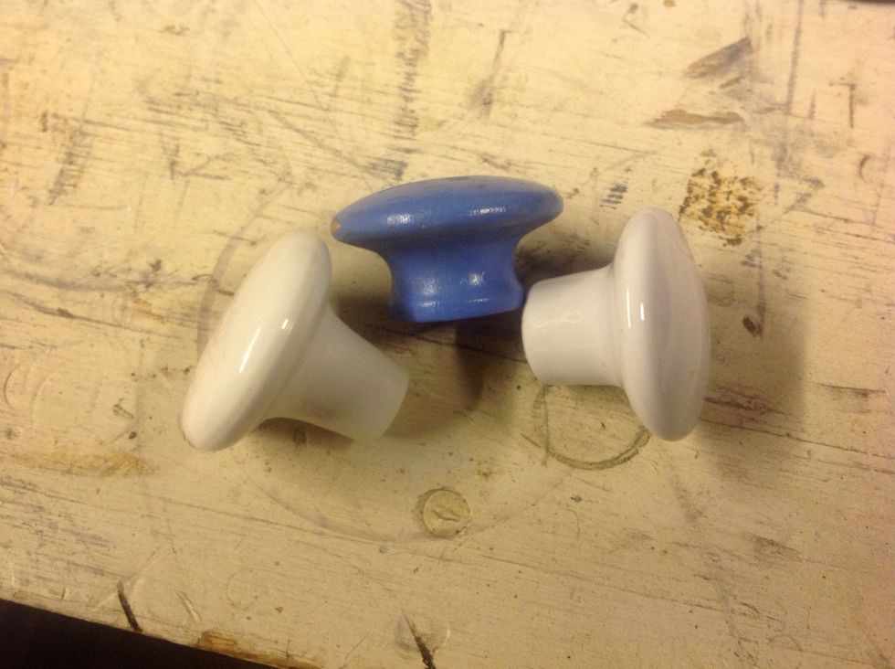 Choose your knob and plug the hole.