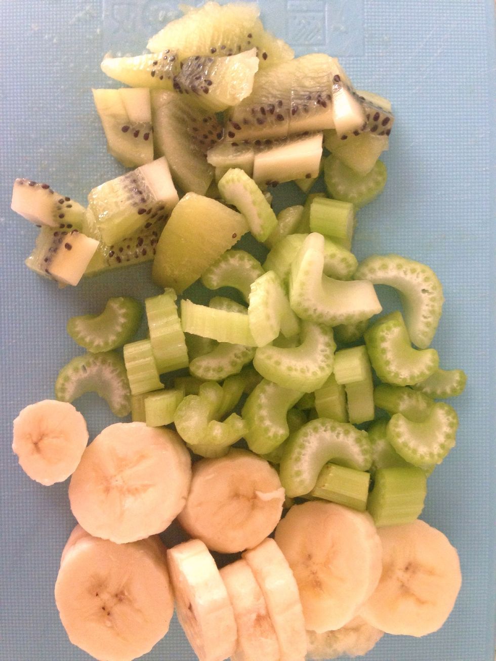 Chop 3/4 kiwi, 3/4 a banana and cellery.