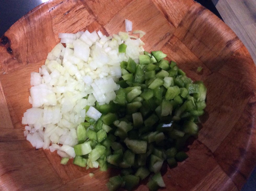 Chop capscuim and onion