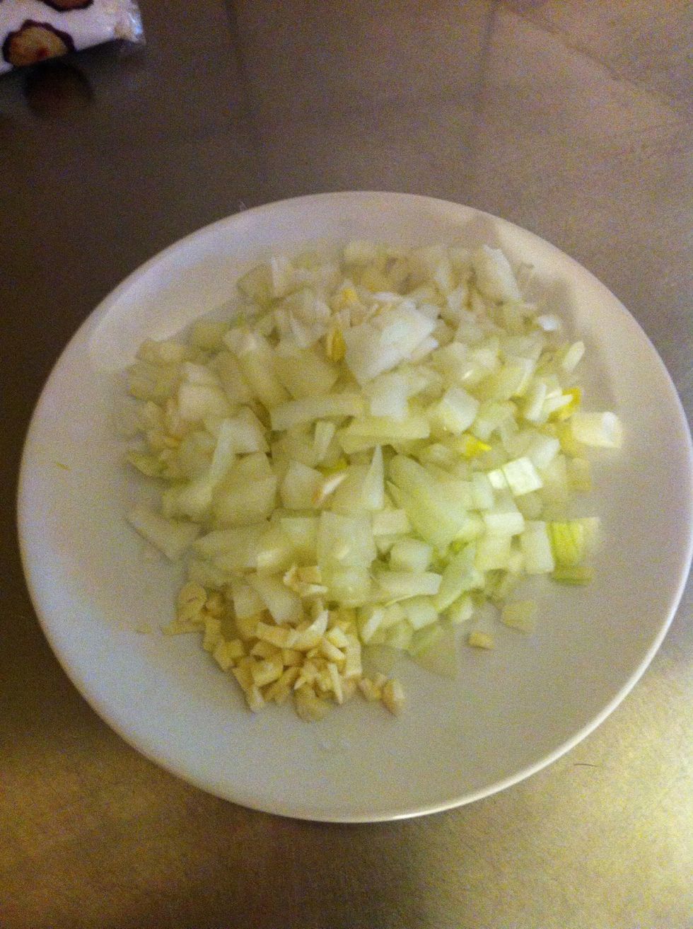 Chop onion and garlic.