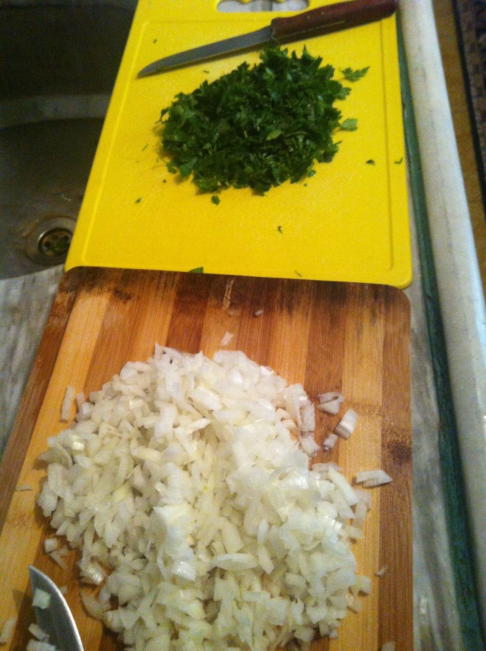 Chop the onion and parsley