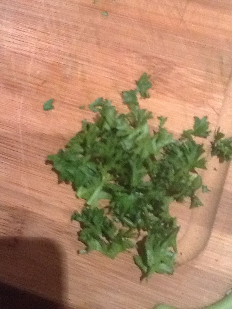 Chop the parsley.