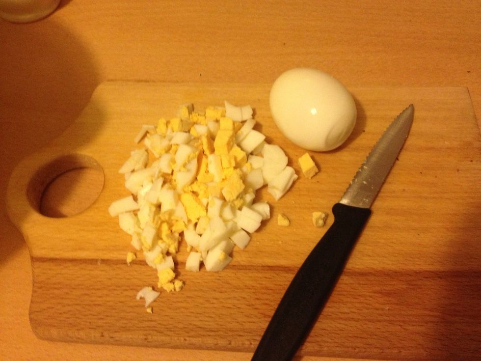 Chop them and add them in the bowl.