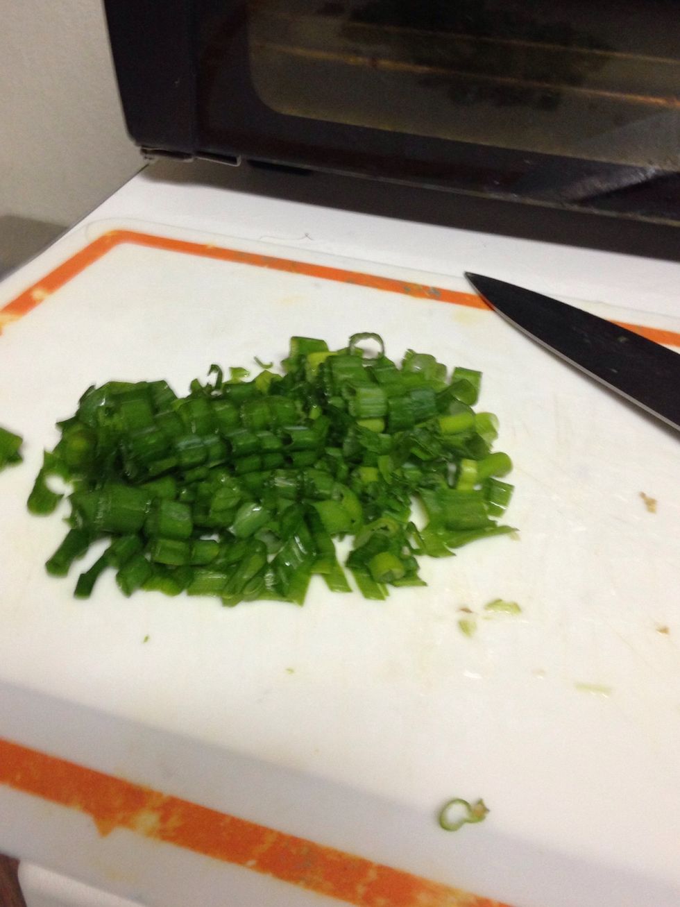 Chop top half like so and set aside. You will add to the pot last