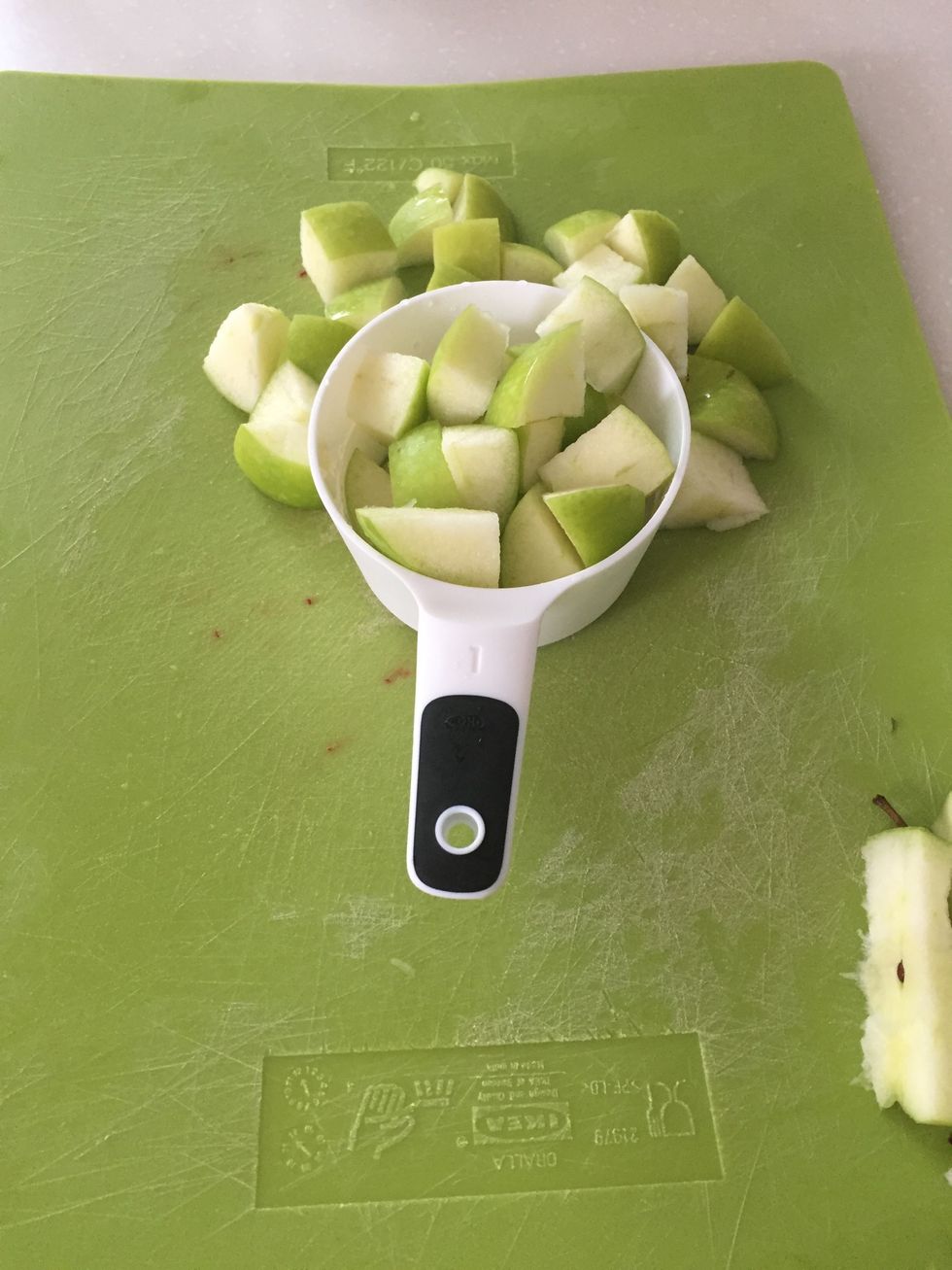 Chop up 2 Granny Smith apples