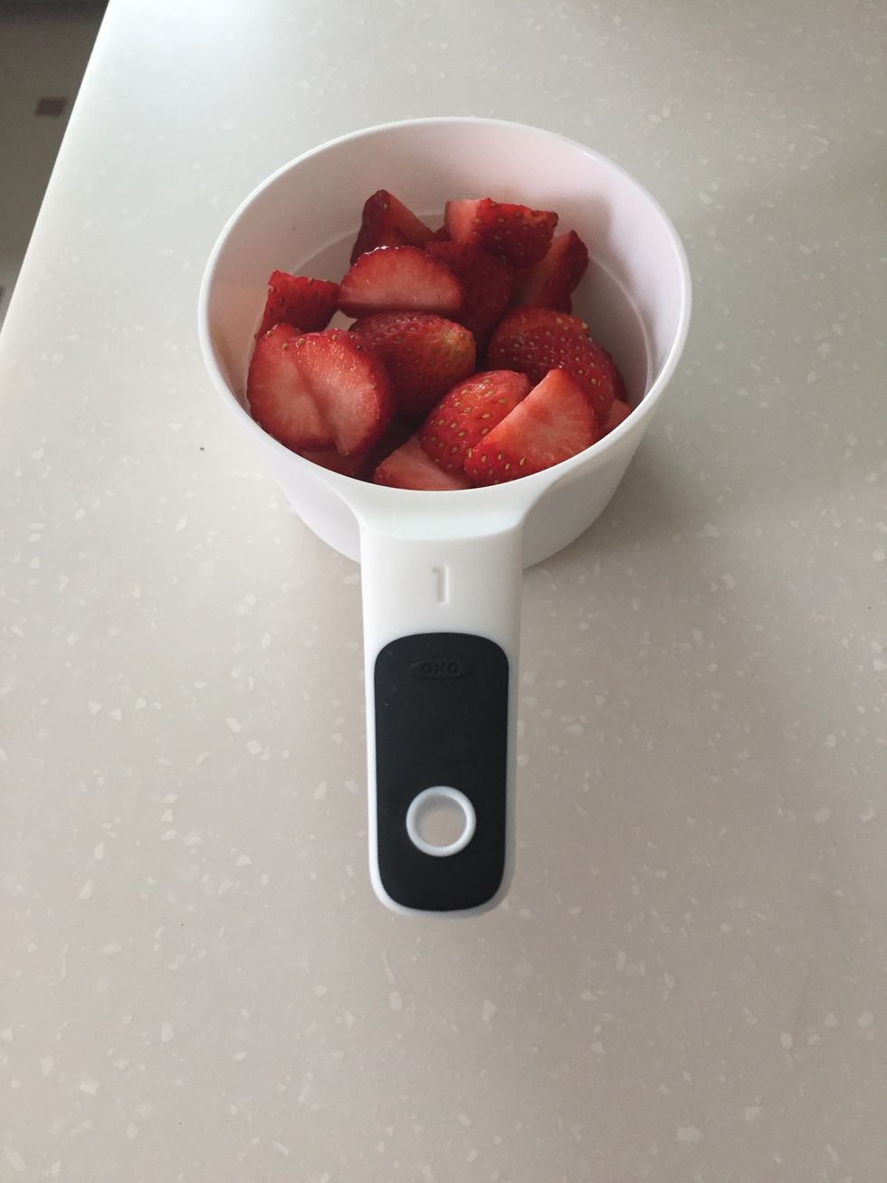 Chop up 8-10 strawberries