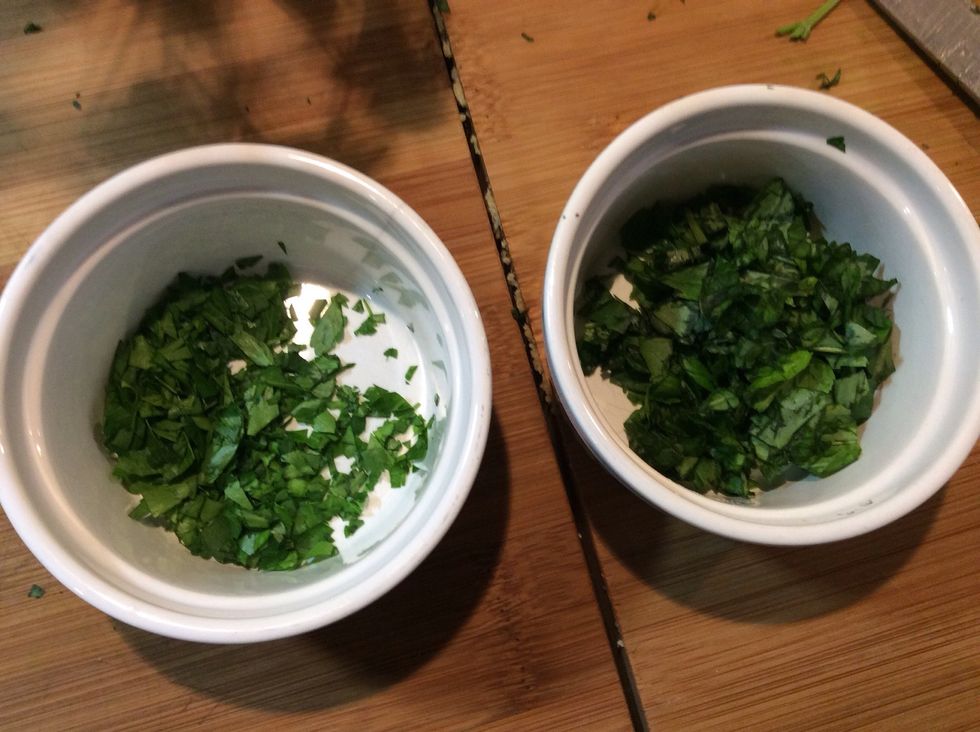 Chop up parsley and basil finely.