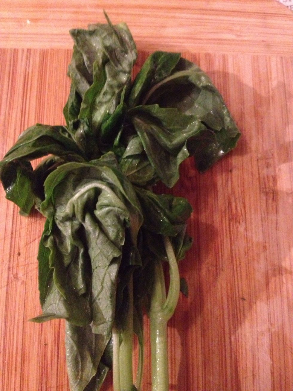 Chop up some basil too and...