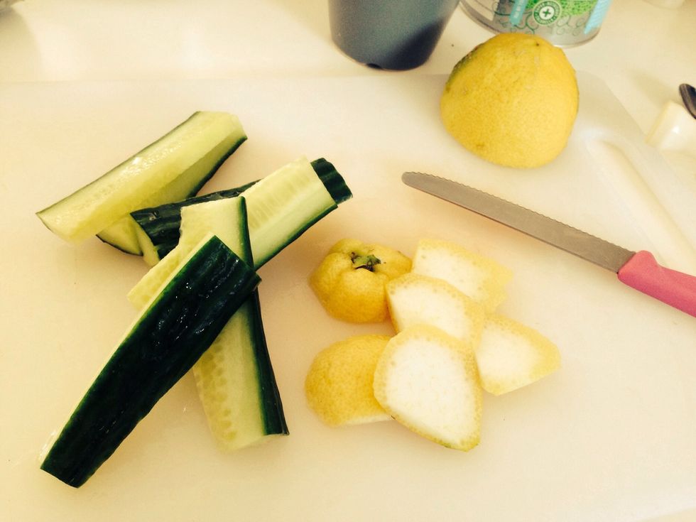 Chop up the cucumber into slivers (to fit into juicer). Slice off some of the lemon rind as it can be a bit bitter. Do not slice off too much as a lot of nutrients are found directly under the skin.