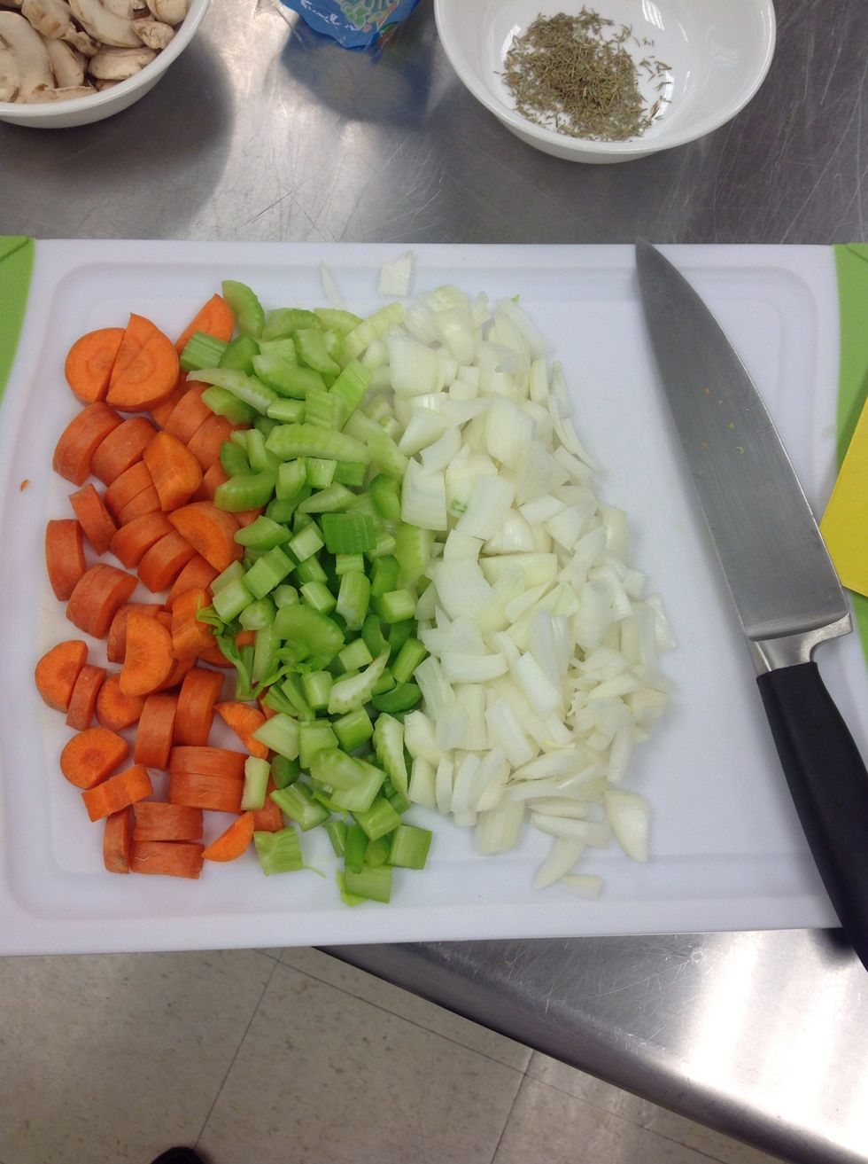 Chop up the mirepoix.