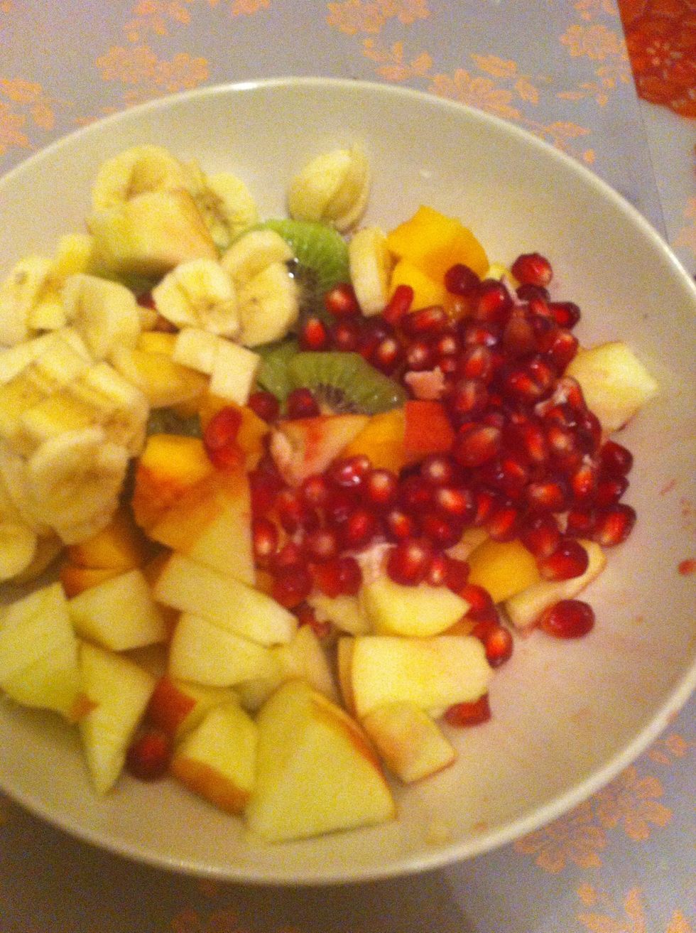 Chop your fruits in to small cubs.
