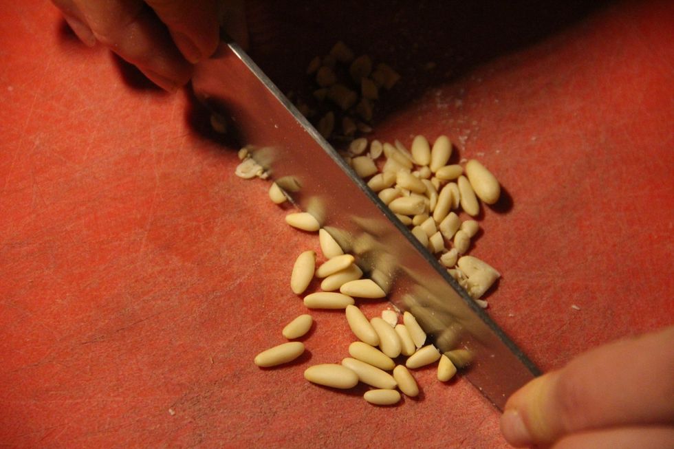 Chop your pinoli