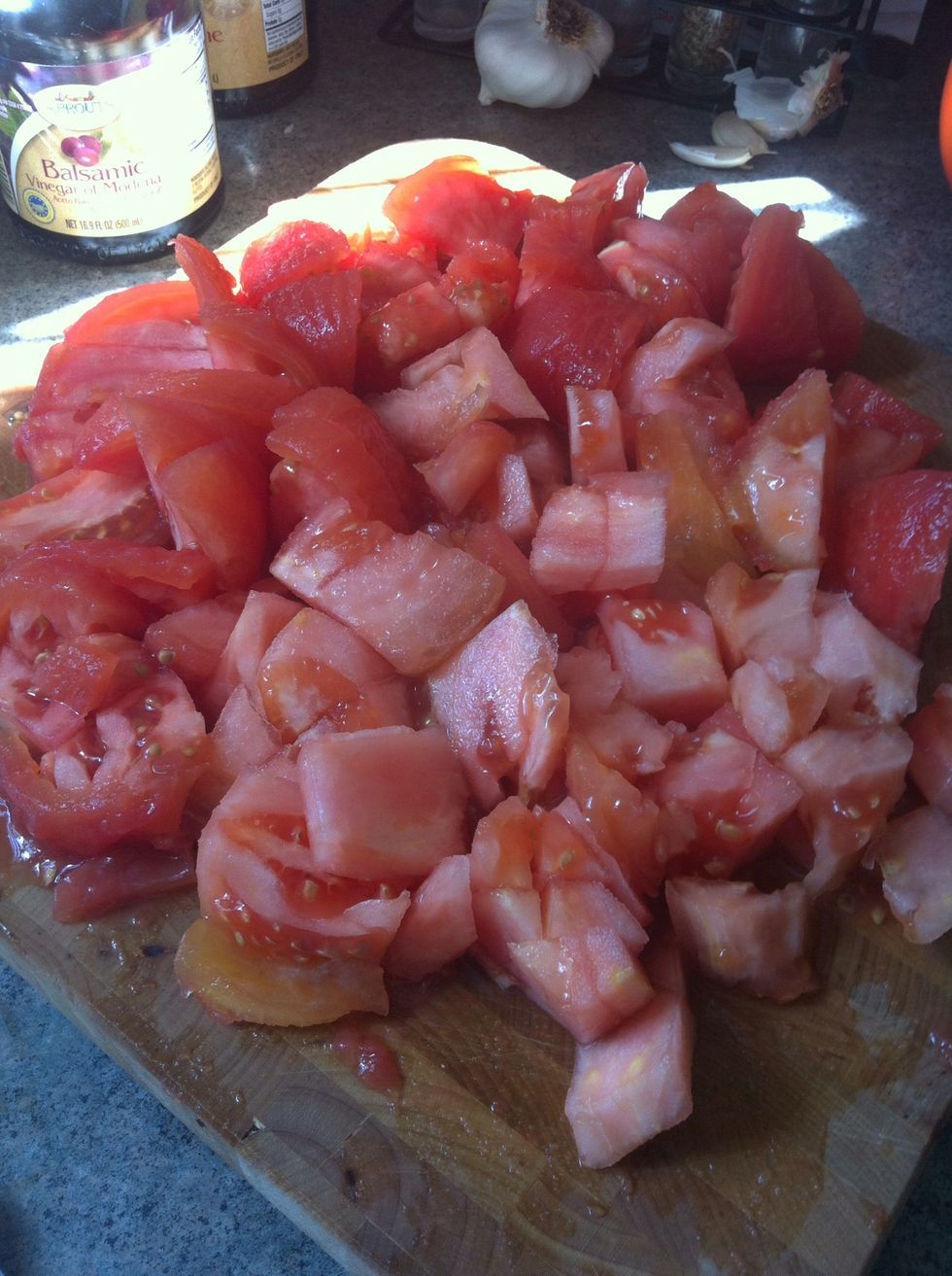Chop your tomatoes in medium sized pieces