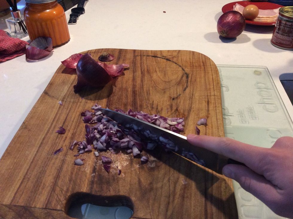 Chopping the onions