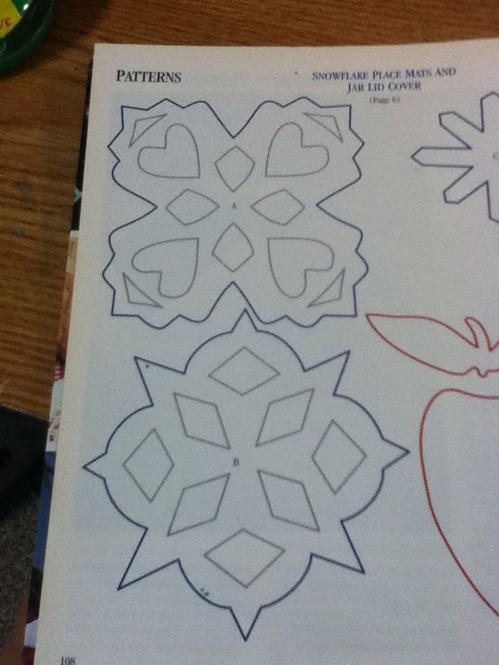 Chose a template to trace from. I got this from the back of a holiday book.