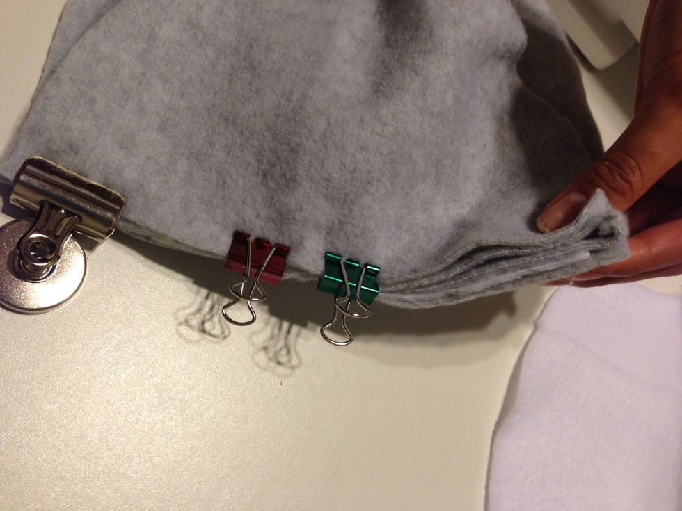 Clamp down or needle down wherever u feel needs to be. U can see the layers