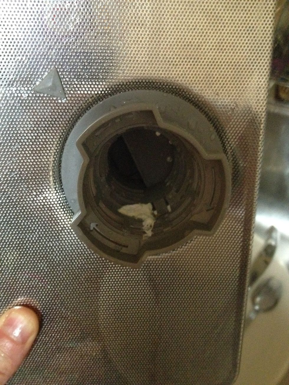 How to clean a bosch dishwasher filter B+C Guides