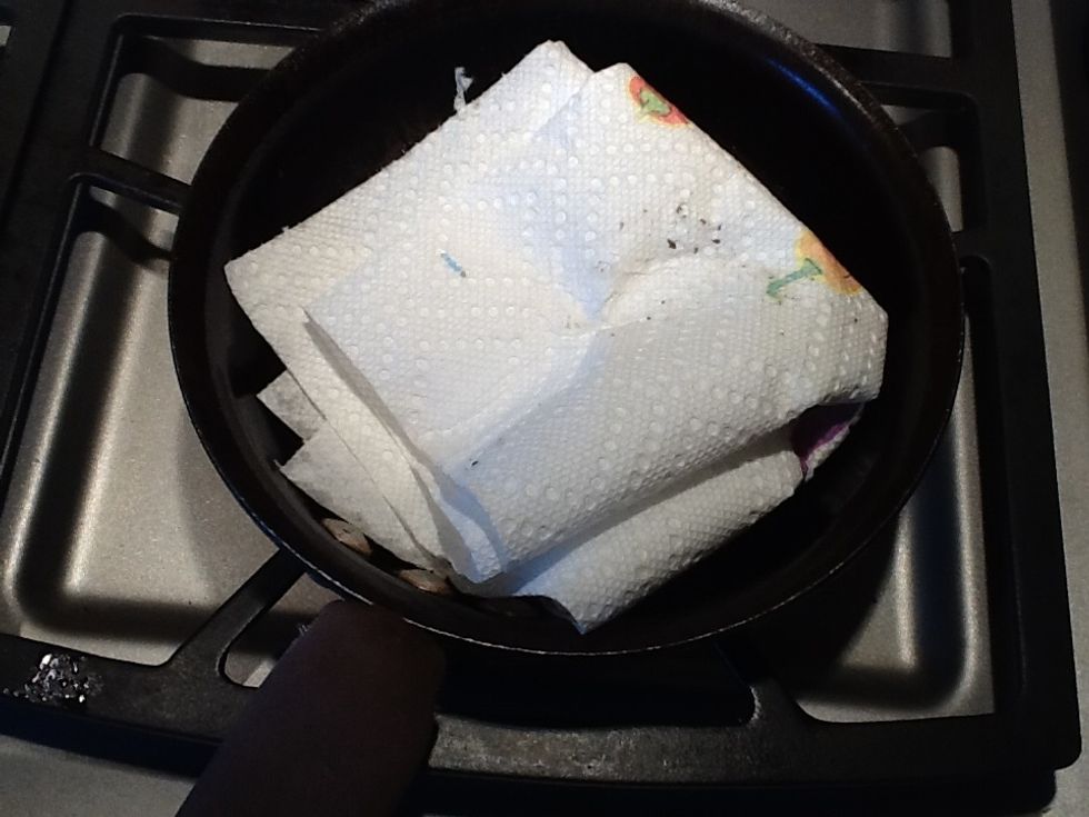 Clean the pan with a paper towel