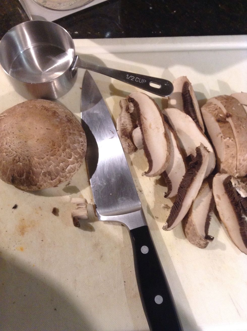 Clean & trim mushrooms and slice 1/4" thick