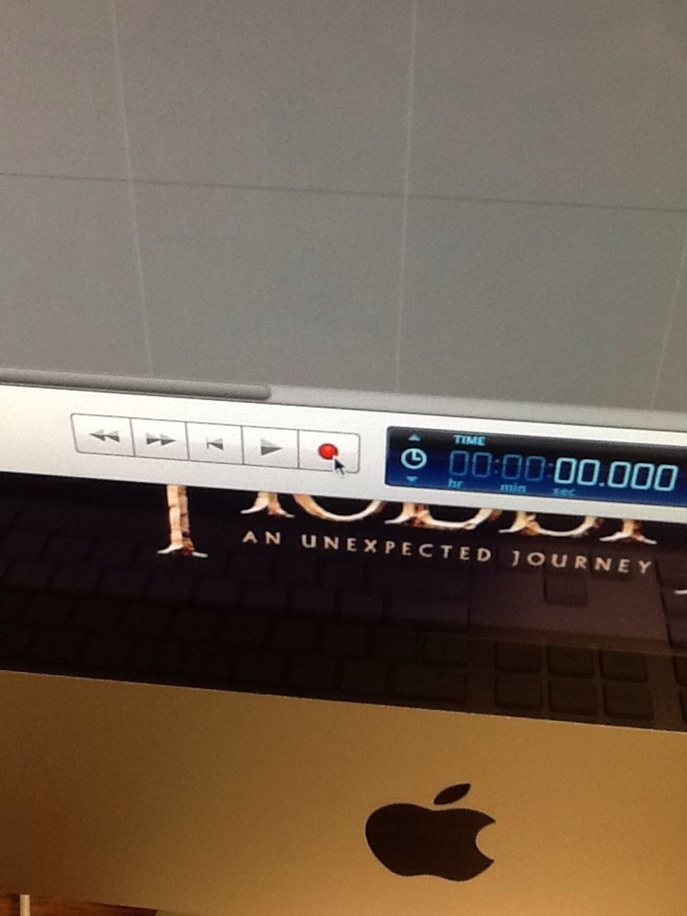 Click this button to start recording.